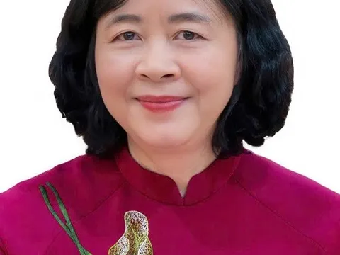 Bà Bùi Thị Minh Hoài ứng cử Đại biểu Quốc hội khóa XVI tại Đơn vị bầu cử số 5, tỉnh Phú Thọ