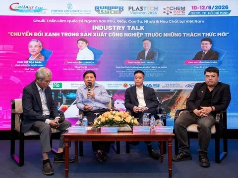 Chuyển đổi xanh trong sản xuất công nghiệp trước những thách thức mới