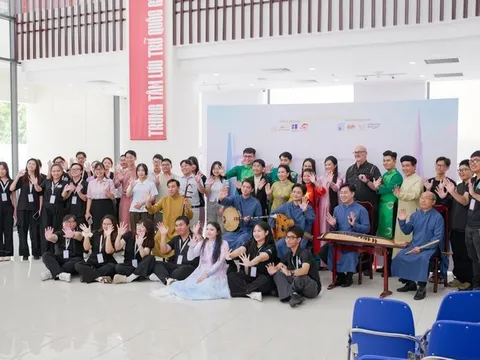 Triển lãm Đờn Kết: Khi di sản được tiếp cận bằng trải nghiệm tương tác