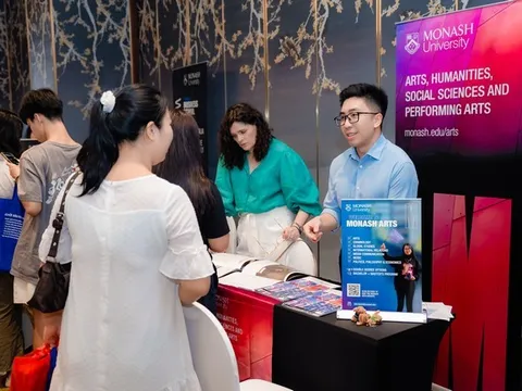 Đại học Top 31 thế giới - Monash (Australia) tổ chức ngày hội thông tin Open Day - thảo luận về cách xây dựng sự nghiệp trong kỷ nguyên AI tại Hà Nội & TP.HCM