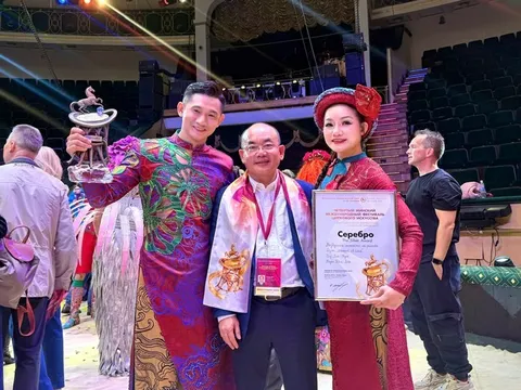 Hai nghệ sĩ Thanh Hoa và Hiển Phước xuất sắc giành Giải Bạc tại Liên hoan Nghệ thuật Xiếc Quốc tế Minsk - Belarus lần thứ 4