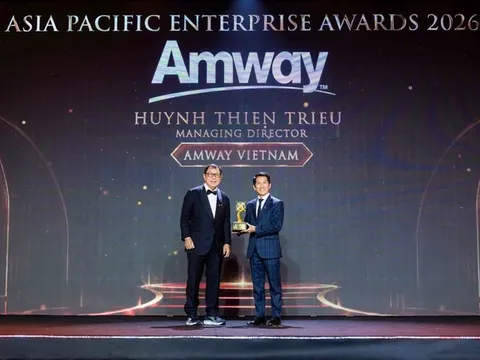 Tổng Giám đốc Amway Việt Nam hai năm liên tiếp  được vinh danh doanh nhân xuất sắc châu Á
