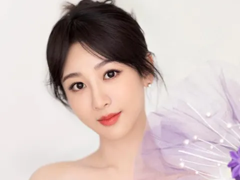 Có cùng xuất phát điểm nhưng Dương Tử mãi không thể bắt kịp đàn chị này