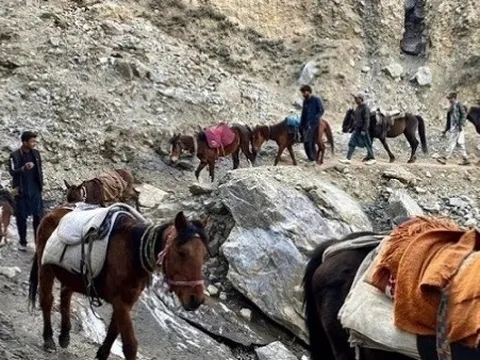 Pakistan: Cung đường nguy hiểm bậc nhất thế giới, hùng vĩ mà bình yên và thơ mộng
