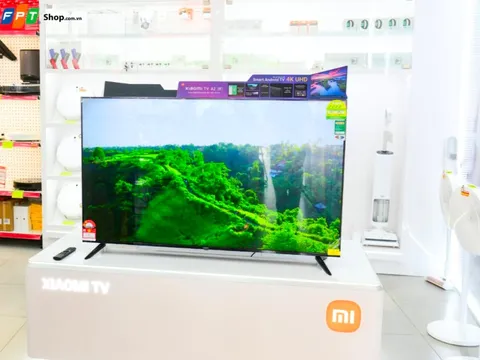Sau cú “bao chấp ở đâu rẻ hơn hoàn tiền” của đối thủ, đến lượt FPT Shop tung khuyến mãi 40% cho dòng TV thông minh Xiaomi