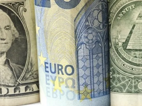 Tỷ giá ngoại tệ hôm nay 6/6: Tỷ giá USD, EUR, AUD, CAD, Yên Nhật, Bảng Anh... Dịch vụ Mỹ không tăng kéo đồng bạc xanh tiếp tục giảm