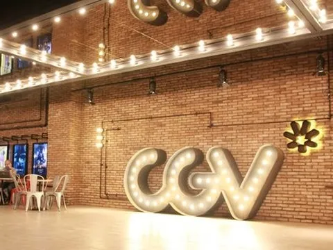 "Bão" cắt điện: Rạp phim CGV yêu cầu khách kiểm tra suất chiếu trước khi đến rạp, EVN báo các thành viên không dùng điều hoà khi nhiệt độ ngoài trời dưới 35 độ C