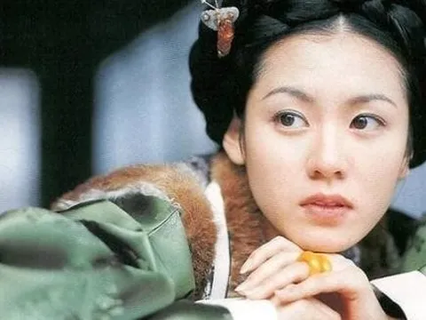 So sánh nhan sắc Son Ye Jin sau 20 năm, người hâm mộ trầm trồ khen 'lão hóa ngược'