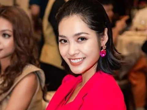 Nông Thúy Hằng xuất hiện bên hot boy, rộ nghi vấn 'cưới chồng' sau đăng quang