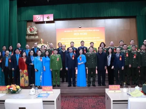Tăng 'sức đề kháng' trước các loại tội phạm, tệ nạn xã hội