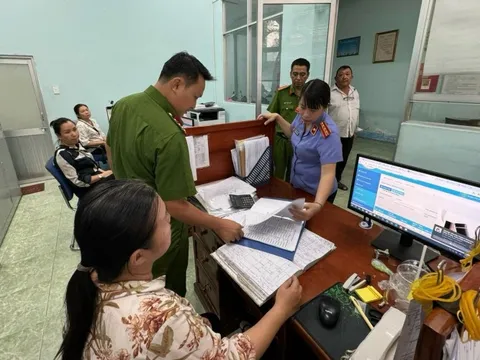 Công an TPHCM khởi tố giám đốc Chi cục đăng kiểm Long An và 8 người liên quan