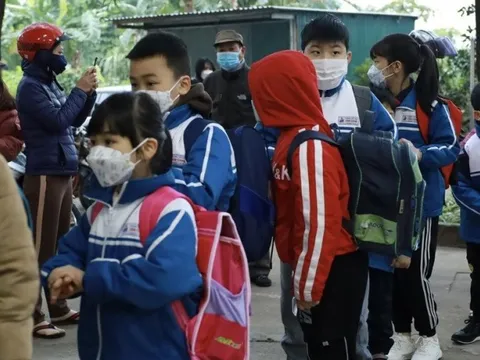Học sinh mầm non, tiểu học nghỉ học khi trời lạnh dưới 10°C