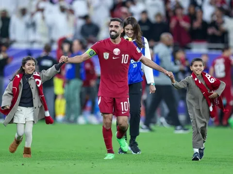 Đội trưởng Qatar: ‘Không ai có thể nghĩ Qatar vào được chung kết’