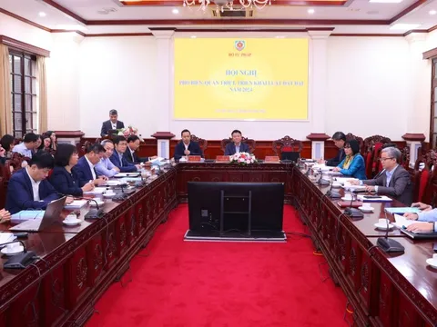Triển khai thi hành Luật Đất đai 2024 đến cán bộ, công chức ngành Tư pháp