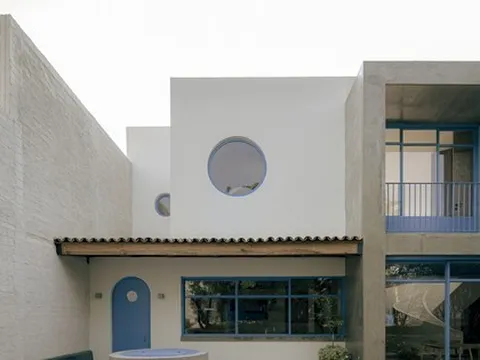 Nhà 'hướng nội' với thiết kế tối giản