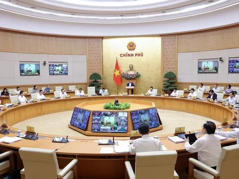 Quyết liệt, kịp thời, đồng bộ, hiệu quả trong chỉ đạo, điều hành với tinh thần '5 quyết tâm', '5 bảo đảm', '5 đẩy mạnh'