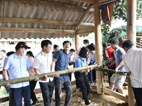 Xóa nhà dột, nhà tạm – ‘điểm sáng’ trong giảm nghèo bền vững