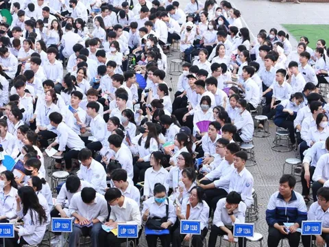 Việc xây dựng trường chuẩn quốc gia vẫn còn nhiều khó khăn