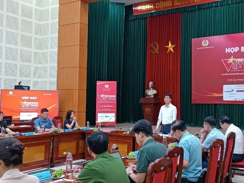 Tôn vinh 20 gương điển hình truyền cảm hứng, khơi nguồn sức mạnh Việt Nam