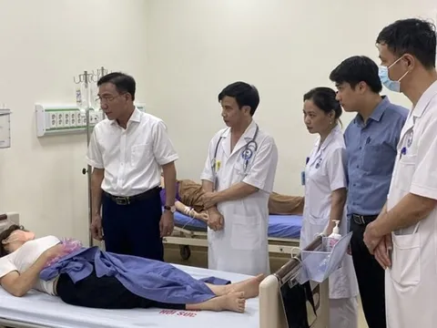 Điều tra nguyên nhân vụ nghi ngộ độc thực phẩm tập thể tại Vĩnh Phúc