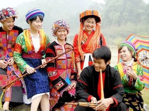 Triển lãm Đặc trưng văn hóa các dân tộc vùng Đông Bắc