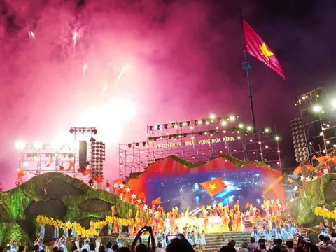 Ấn tượng chương trình nghệ thuật chính luận 'Vĩ tuyến 17 - Khát vọng hòa bình'