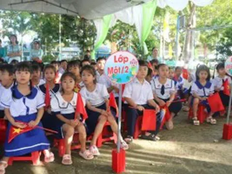 Học sinh lớp 1, 9 và 12 ở Đồng Tháp tựu trường từ ngày 22/8
