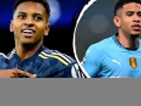 Man City giữ Savinho, Spurs vẫn kiên trì