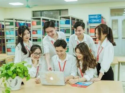 Trên 9,5 điểm mỗi môn mới đỗ Sư phạm Ngữ Văn Trường ĐHSP Hà Nội 2