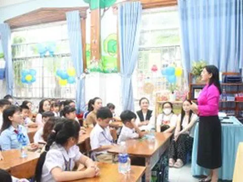 Học sinh lớp 1 ở TP Cần Thơ nô nức ngày tựu trường