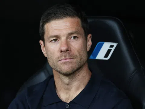 Xabi Alonso đòi thêm tân binh