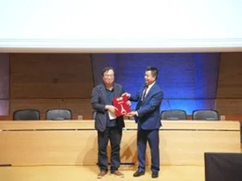 NXB Giáo dục Việt Nam đón nhận Bằng Doanh nghiệp Văn hoá do UNESCO