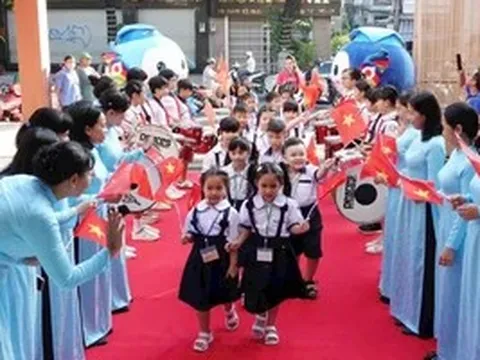 'Nghị quyết 71-NQ/TW thể hiện sự quan tâm rất lớn đối với nhà giáo'