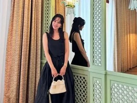 Xuất hiện tại Venice, ngoại hình của Son Ye Jin khiến fan trầm trồ