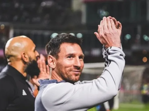 Messi hé lộ khả năng từ giã tuyển Argentina