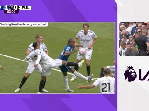 2 quyết định gây phẫn nộ ở trận Chelsea-Fulham