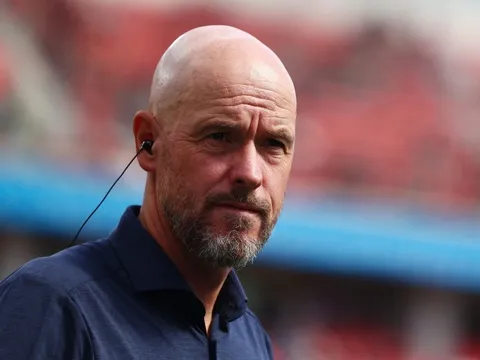 Leverkusen của Ten Hag lại gây thất vọng