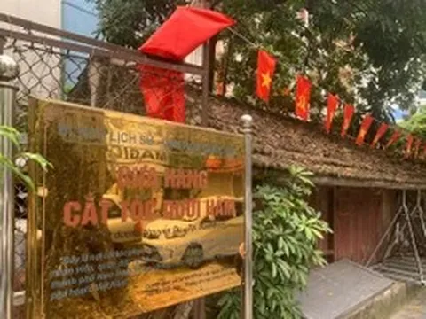 Tiệm tóc trong lòng đất: 'Người kể chuyện' thầm lặng