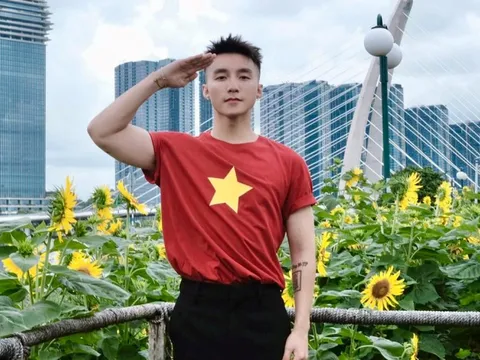 Động thái của Sơn Tùng M-TP trong ngày đại lễ khiến cộng đồng mạng bùng nổ