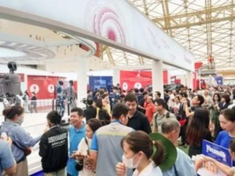 Gần 4 triệu lượt khách tham quan Triển lãm thành tựu Đất nước
