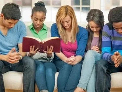 Giới trẻ Mỹ chủ động định hình lại lòng yêu nước