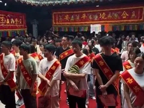 'Làng tiến sĩ' ở Trung Quốc