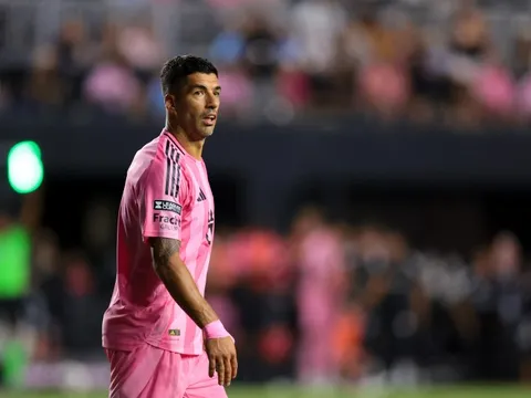 Suarez xin lỗi