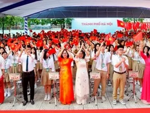 Gần 2,3 triệu học sinh Hà Nội hân hoan dự lễ khai giảng đặc biệt