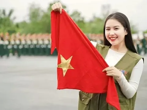 Từ màn hình VOV đến trái tim chiến sĩ: BTV Quế Anh và thương hiệu riêng để lại sau A80