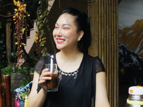 Nữ nghệ sĩ vừa lên chức Phó Viện trưởng: 2 lần đổ vỡ hôn nhân, U50 được bạn trai cưng chiều hết mực
