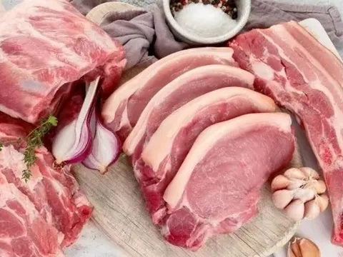 Giá heo hơi hôm nay 6/9: Tăng cả 3 miền