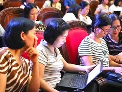 Giúp cán bộ, giáo viên ứng dụng hiệu quả AI vào giảng dạy