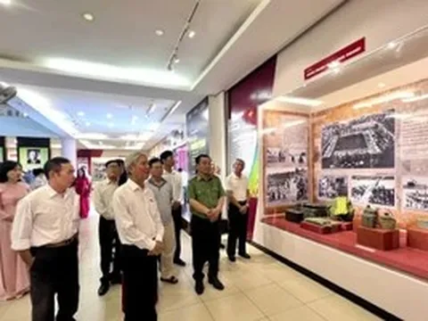Hơn 300 tư liệu quý tái hiện 'Ký ức không phai' tại Phú Thọ