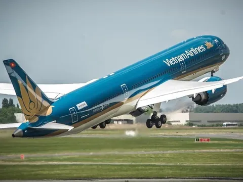 Thu nhập lãnh đạo Vietnam Airlines tăng 25%